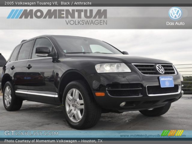 2005 Volkswagen Touareg V8 in Black