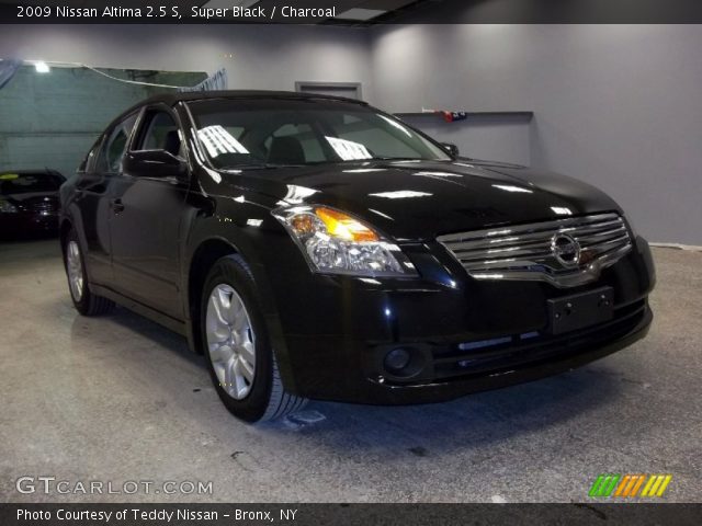 2009 Nissan Altima 2.5 S in Super Black