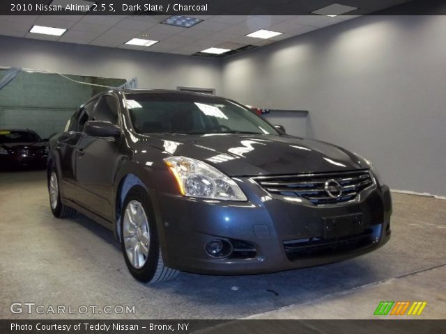 2010 Nissan Altima 2.5 S in Dark Slate