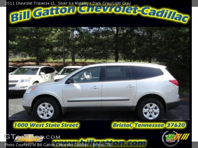2011 Chevrolet Traverse LS in Silver Ice Metallic