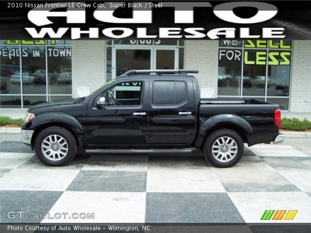 2010 Nissan Frontier LE Crew Cab in Super Black