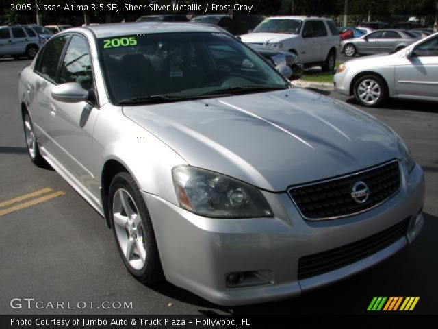 2005 Nissan Altima 3.5 SE in Sheer Silver Metallic