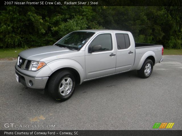 2007 Nissan Frontier SE Crew Cab in Radiant Silver