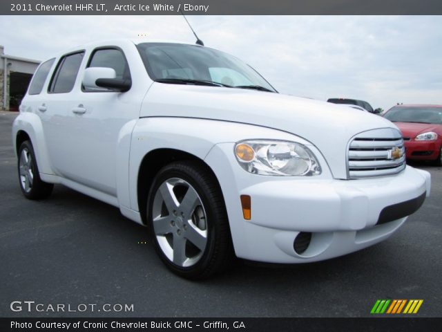 2011 Chevrolet HHR LT in Arctic Ice White