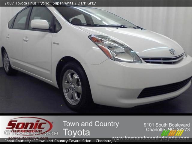 2007 Toyota Prius Hybrid in Super White
