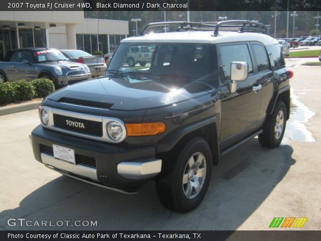 2007 Toyota FJ Cruiser 4WD in Black Diamond