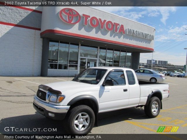 2002 Toyota Tacoma V6 TRD Xtracab 4x4 in Super White
