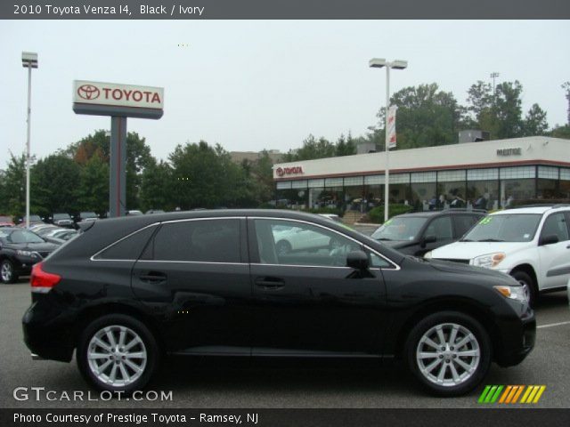 2010 Toyota Venza I4 in Black
