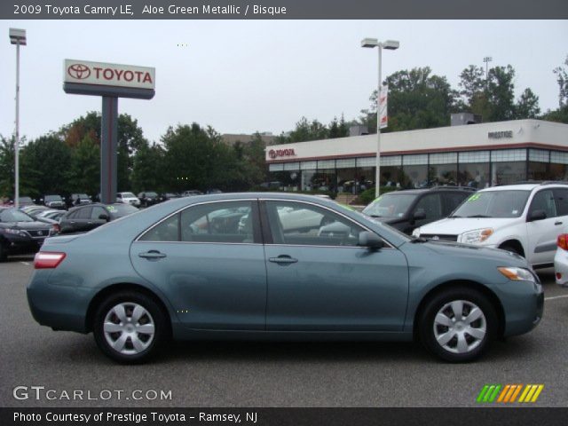2009 Toyota Camry LE in Aloe Green Metallic