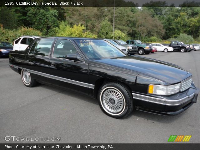 1995 Cadillac DeVille Sedan in Black