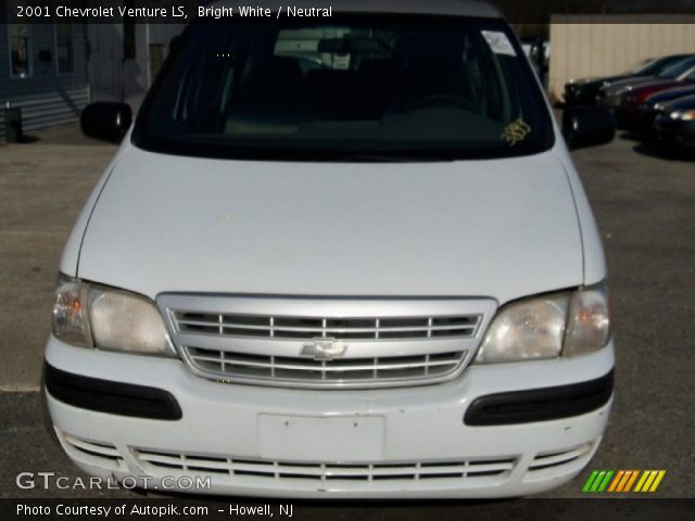 2001 Chevrolet Venture LS in Bright White