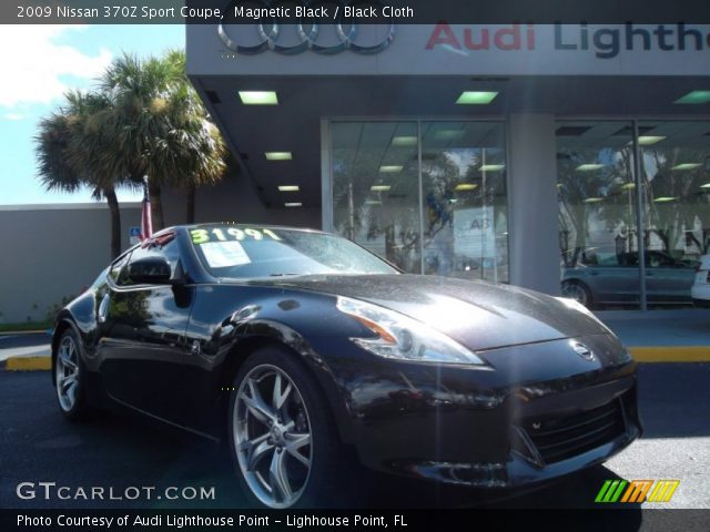 2009 Nissan 370Z Sport Coupe in Magnetic Black