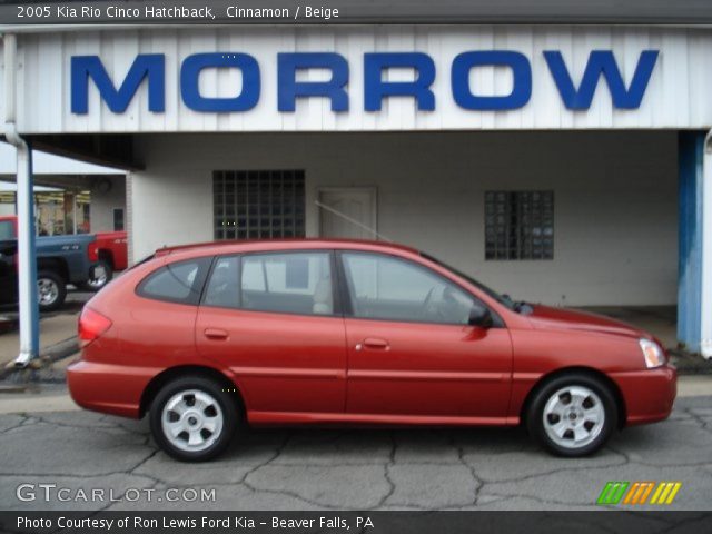 2005 Kia Rio Cinco Hatchback in Cinnamon