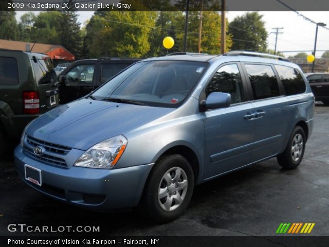 2009 Kia Sedona LX in Glacier Blue