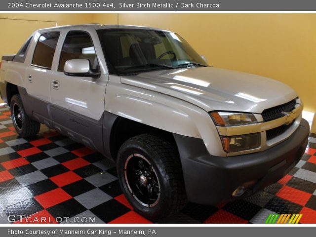 2004 Chevrolet Avalanche 1500 4x4 in Silver Birch Metallic