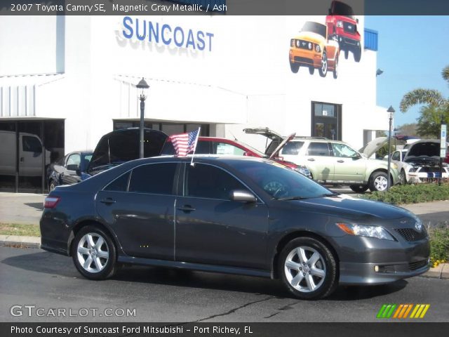 2007 Toyota Camry SE in Magnetic Gray Metallic