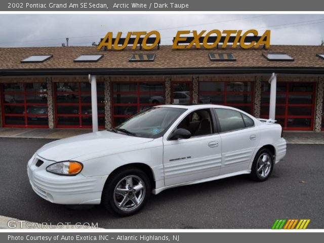 2002 Pontiac Grand Am SE Sedan in Arctic White