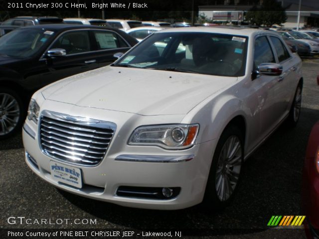 2011 Chrysler 300 C Hemi in Bright White