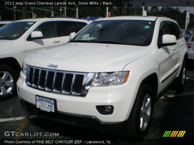 2011 Jeep Grand Cherokee Laredo 4x4 in Stone White