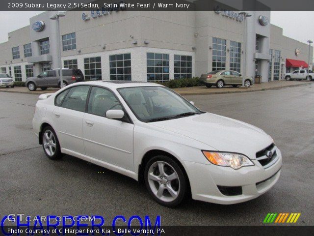 2009 Subaru Legacy 2.5i Sedan in Satin White Pearl