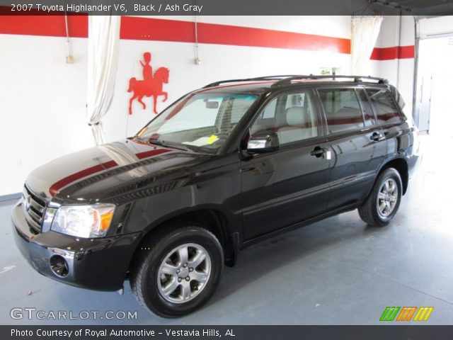 2007 Toyota Highlander V6 in Black