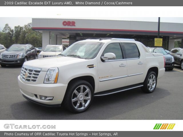 2009 Cadillac Escalade EXT Luxury AWD in White Diamond