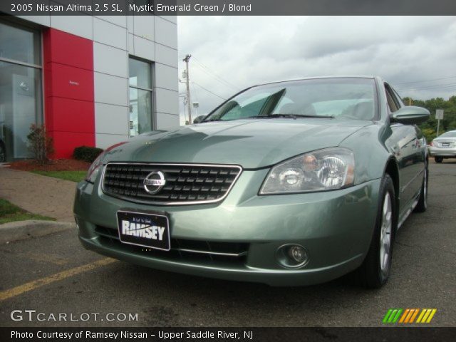 2005 Nissan Altima 2.5 SL in Mystic Emerald Green