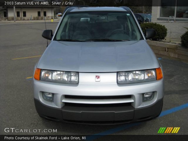 2003 Saturn VUE V6 AWD in Silver