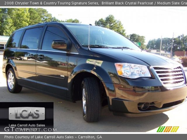 2008 Chrysler Town & Country Touring Signature Series in Brilliant Black Crystal Pearlcoat