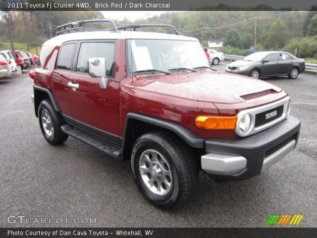2011 Toyota FJ Cruiser 4WD in Brick Red