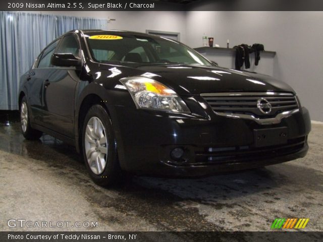 2009 Nissan Altima 2.5 S in Super Black