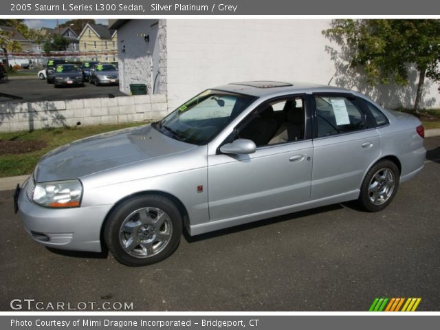 2005 Saturn L Series L300 Sedan in Silver Platinum