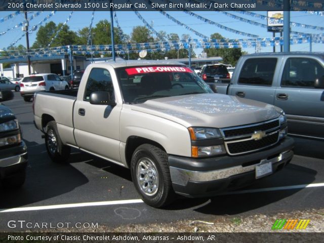 2006 Chevrolet Silverado 1500 LS Regular Cab in Silver Birch Metallic