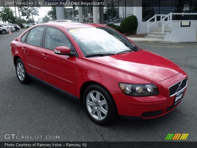 2007 Volvo S40 2.4i in Passion Red