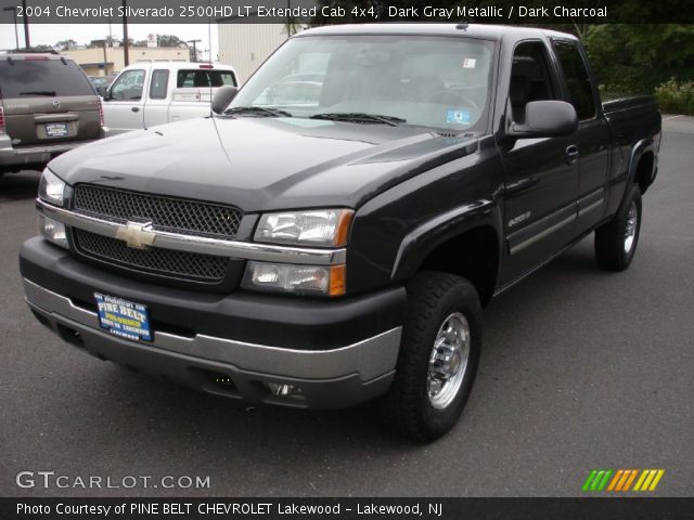 2004 Chevrolet Silverado 2500HD LT Extended Cab 4x4 in Dark Gray Metallic
