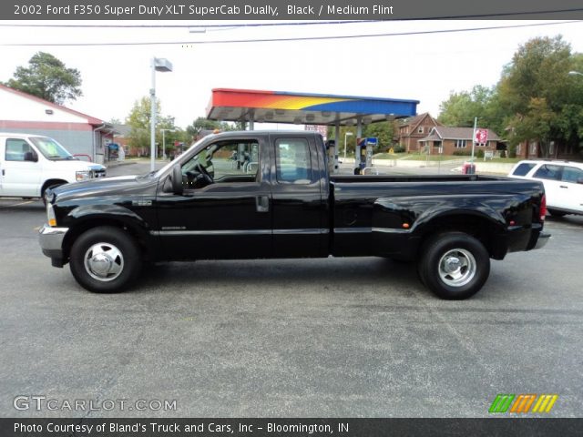 2002 Ford F350 Super Duty XLT SuperCab Dually in Black