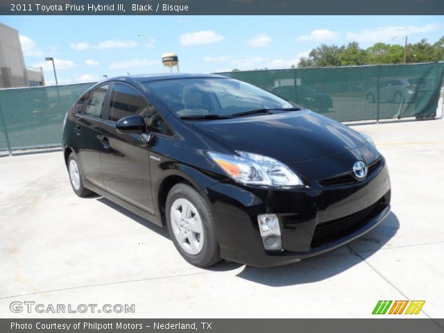 2011 Toyota Prius Hybrid III in Black