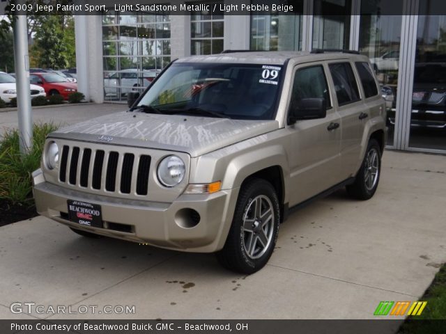 2009 Jeep Patriot Sport in Light Sandstone Metallic