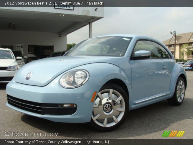 2012 Volkswagen Beetle 2.5L in Denim Blue