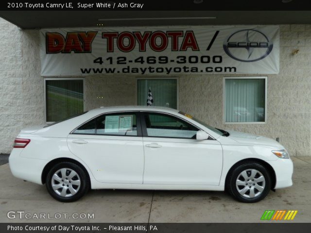 2010 Toyota Camry LE in Super White