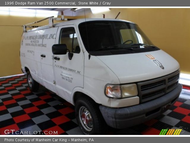 1996 Dodge Ram Van 2500 Commercial in Stone White