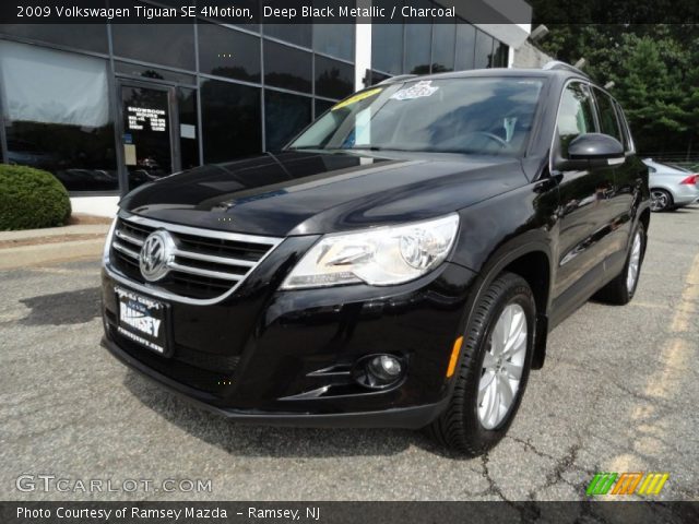 2009 Volkswagen Tiguan SE 4Motion in Deep Black Metallic
