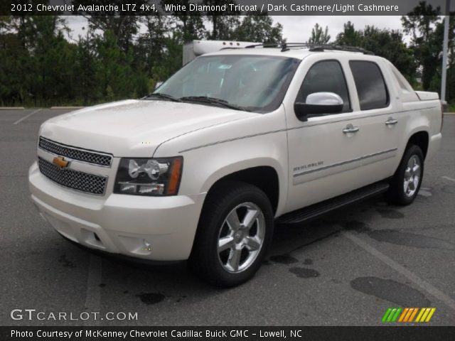 2012 Chevrolet Avalanche LTZ 4x4 in White Diamond Tricoat