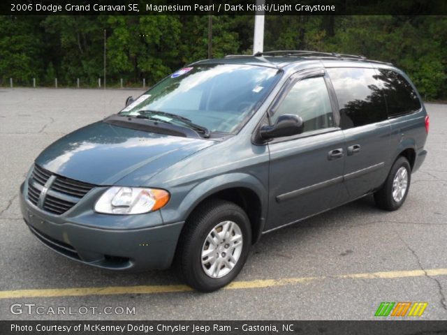 2006 Dodge Grand Caravan SE in Magnesium Pearl