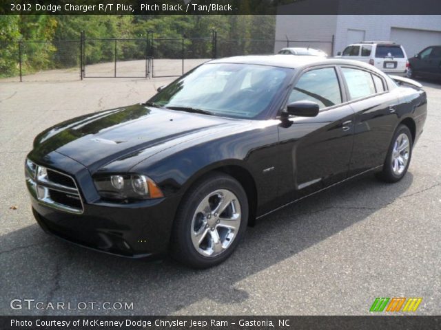 2012 Dodge Charger R/T Plus in Pitch Black