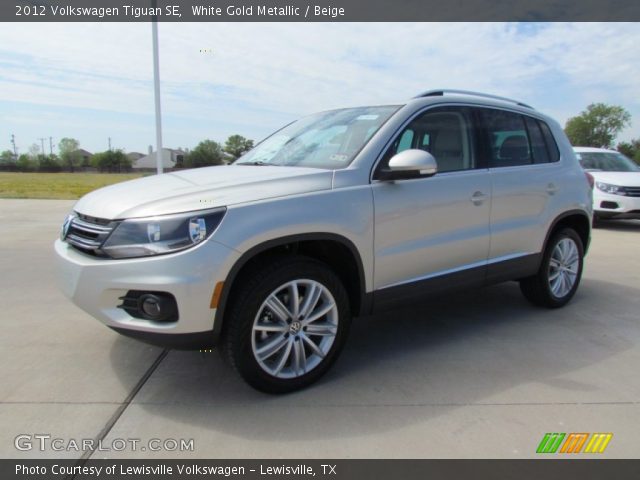 2012 Volkswagen Tiguan SE in White Gold Metallic
