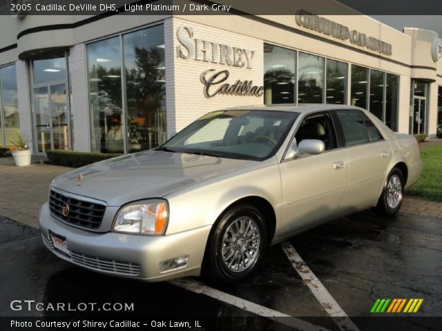 2005 Cadillac DeVille DHS in Light Platinum