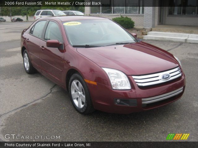 2006 Ford Fusion SE in Merlot Metallic