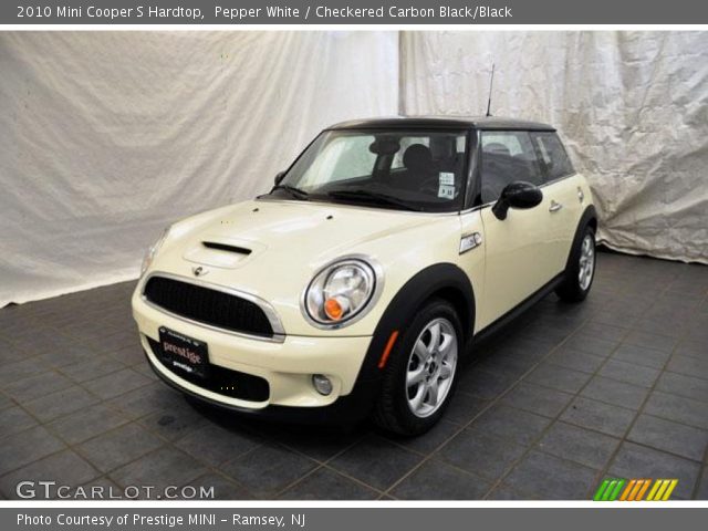 2010 Mini Cooper S Hardtop in Pepper White