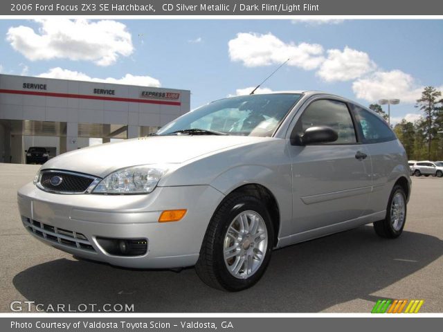 2006 Ford Focus ZX3 SE Hatchback in CD Silver Metallic